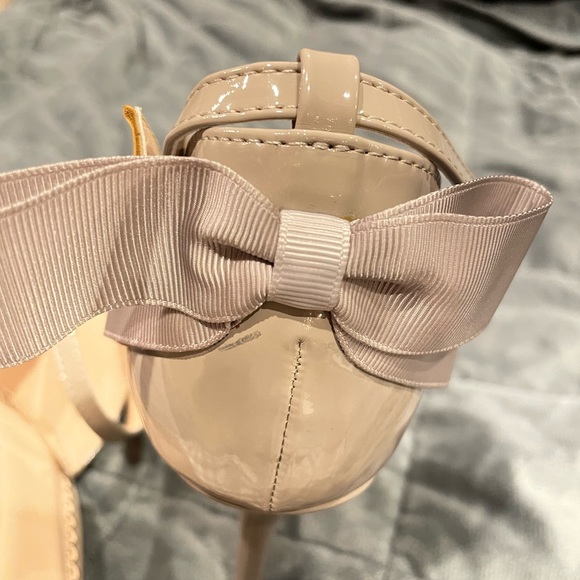 Madison by Shoedazzle beige plaid stiletto 9 - Picture 13 of 13